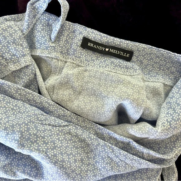 Brandy Melville Genevieve skirt - Picture 6 of 6